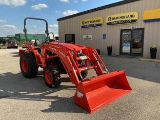 2025 Kubota L3302HST