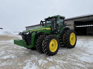 2023 John Deere 8R 370