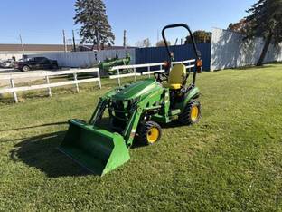 2019 John Deere 1025R