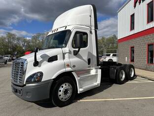 2015 Freightliner CASCADIA 113 EVOLUTION