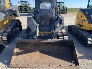 2022 John Deere 325G