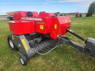 2025 Massey-Ferguson 1842S