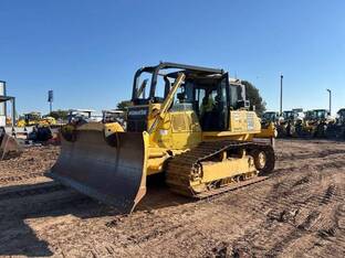 2018 Komatsu D65WX-18