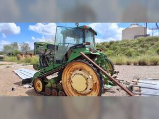 John Deere 8520T