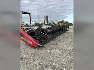 2010 MacDon Industries D60-30