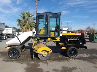 2015 LayMor SWEEPMASTER 400