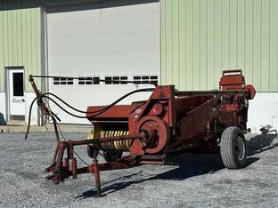 1965 New Holland 275