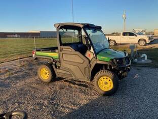 2023 John Deere XUV835M