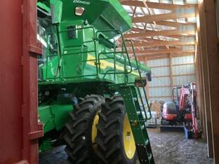 2025 John Deere S7 700