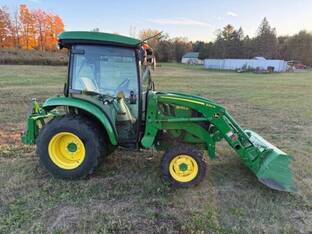 2018 John Deere 3046R