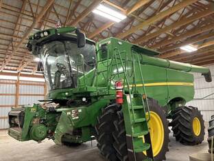 2023 John Deere S760