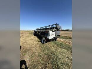 2014 Gleaner 9250-35