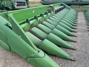 2019 John Deere 718C