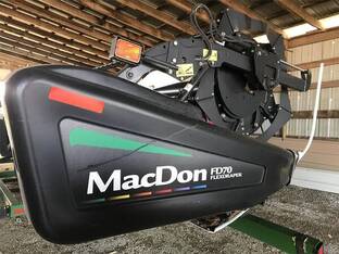 2012 MacDon Industries FD70
