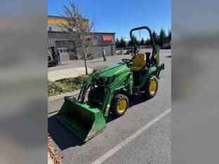 2022 John Deere 2025R