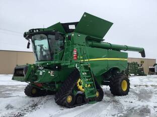 2023 John Deere S780
