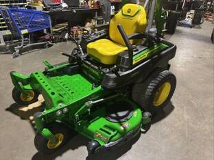2023 John Deere Z920M/60