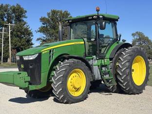 2011 John Deere 8285R