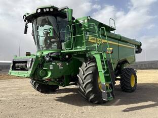 2025 John Deere S7 600