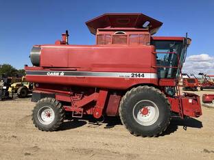 1996 Case IH 2144