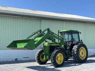 1990 John Deere 3155
