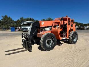 2018 JLG 8042