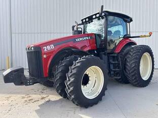 2015 Versatile 260