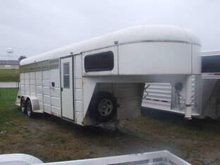 Triple B&J 4 horse Gooseneck Livestock