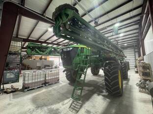 2023 John Deere 412R