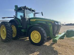 2023 John Deere 8R 340
