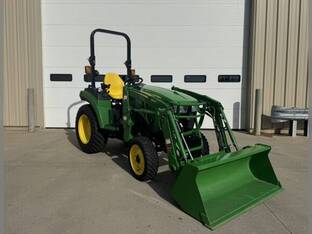 2022 John Deere 2038R
