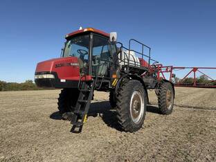 2010 Case IH PATRIOT 3230