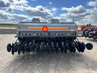 2025 CrustBuster 4740X10ap