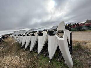 2016 MacDon Industries C3008C