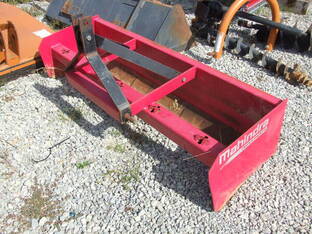 Mahindra 6' box Blade