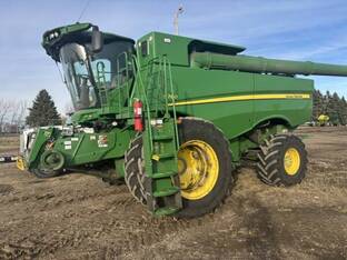 2021 John Deere S780