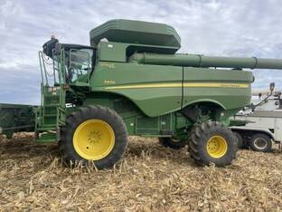 2017 John Deere S670