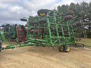 2014 John Deere 2210