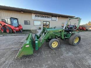 1990 John Deere 855