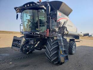 2019 Gleaner S97