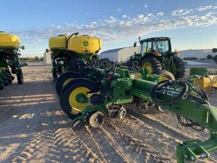 2025 John Deere 1775NT