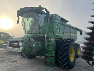 2019 John Deere S790