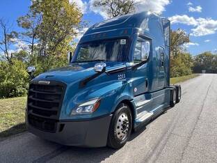 2022 Freightliner CASCADIA 126