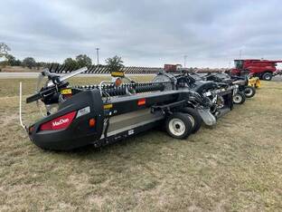 2022 MacDon Industries FD240