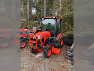 2023 Kubota LX2610HSDC