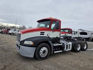 2012 Mack Pinnacle CXU613