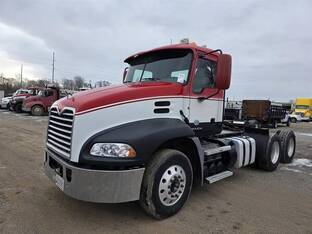 2013 Mack Pinnacle CXU613