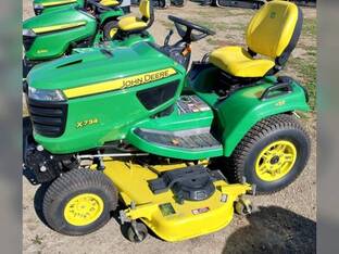 2019 John Deere X734