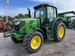 2017 John Deere 6110M