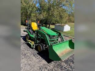 2018 John Deere 1025R